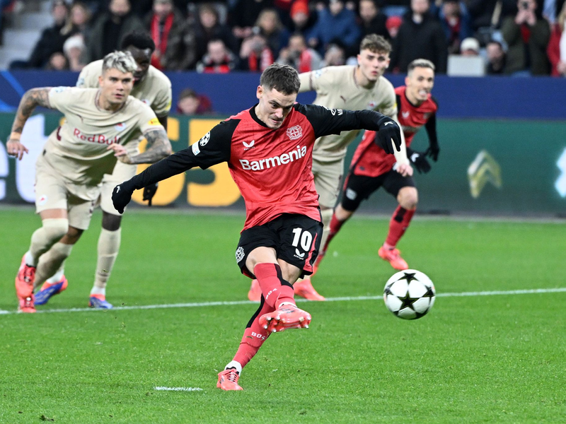 Bayer spielt mit viel Power. - Foto: Federico Gambarini/dpa