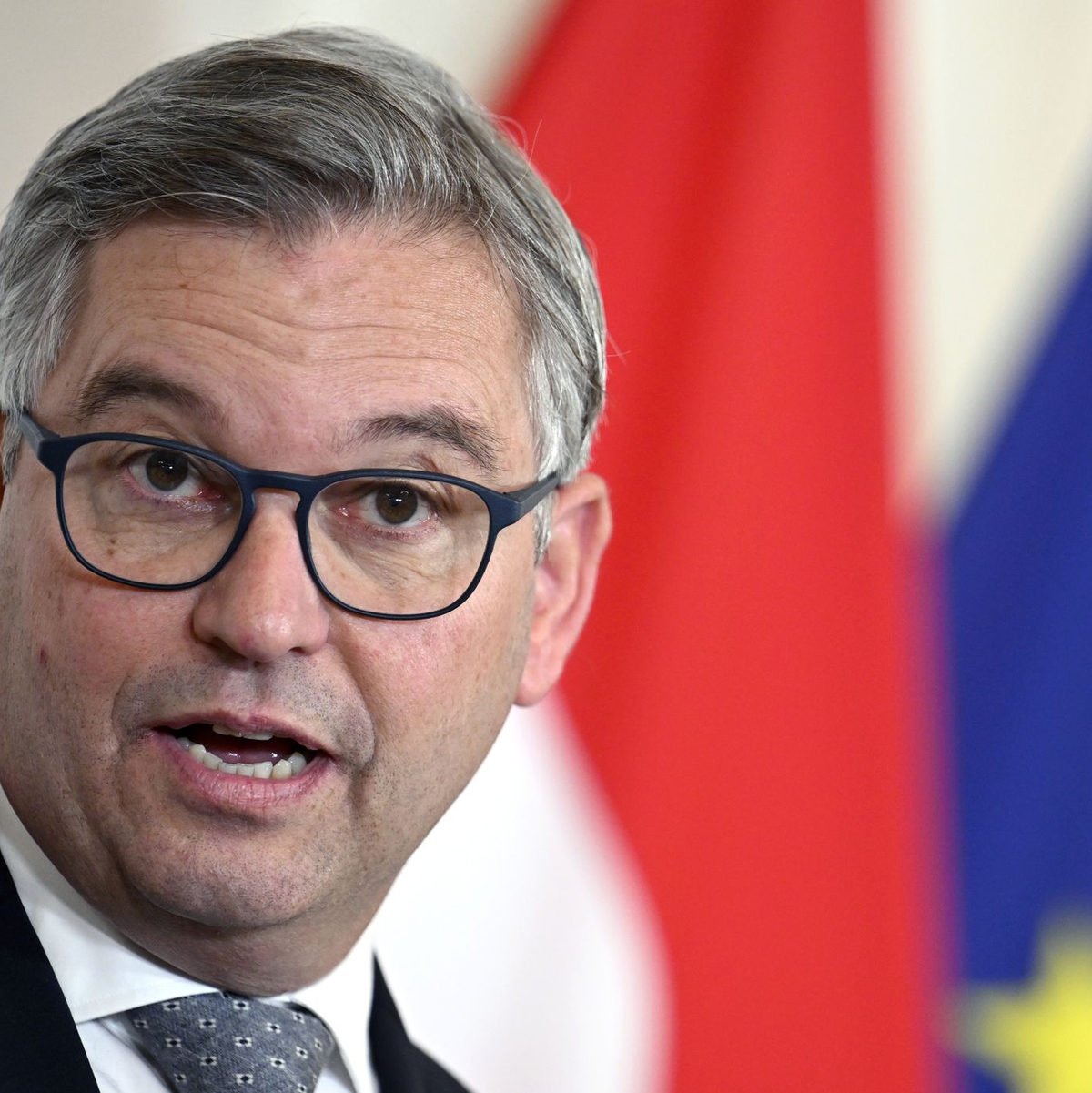 EU-Innenkommissar Brunner sieht die EU beim Schutz der Außengrenzen auf gutem Weg. (Archivbild) - Foto: Hans Klaus Techt/APA/dpa