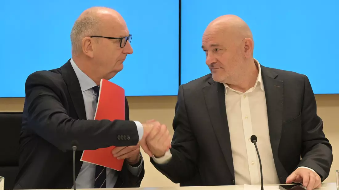 Die SPD von Ministerpräsident Dietmar Woidke und das BSW von Landeschef Robert Crumbach sind sich einig über einen Koalitionsvertrag (Archivbild). - Bild: Michael Bahlo/dpa