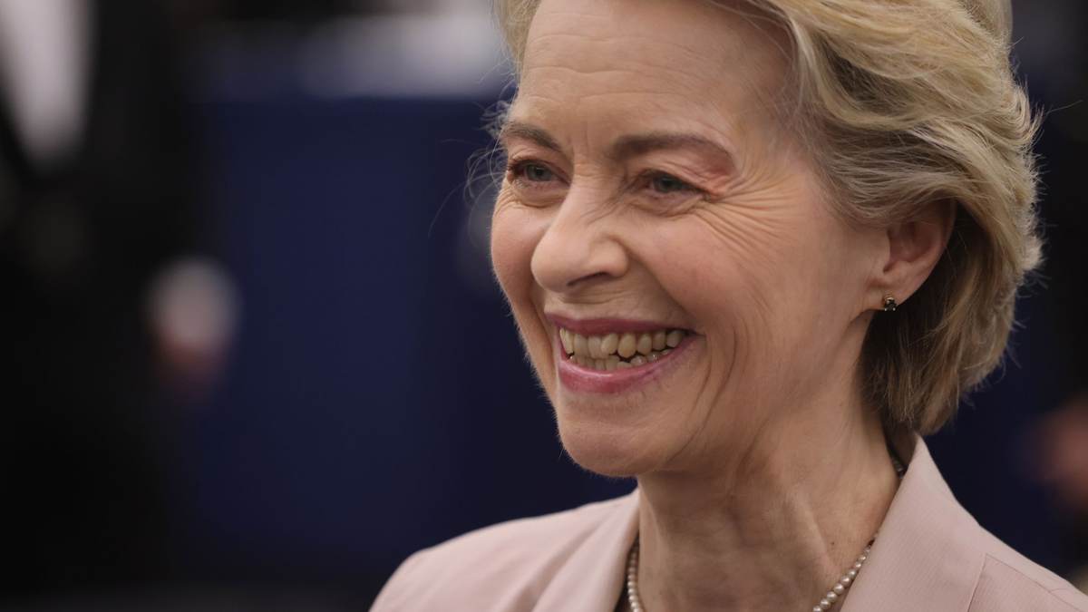 Ursula von der Leyen wirbt für ihre neue EU-Kommission. - Foto: Philipp von Ditfurth/dpa