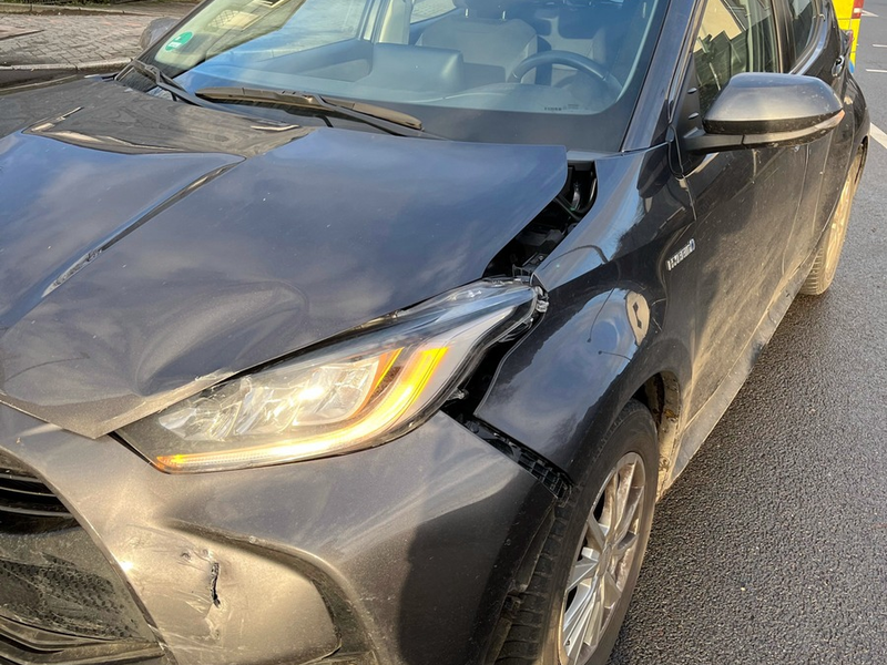 POL-GM: Hoher Sachschaden und eine Verletzte nach Verkehrsunfall - Foto: presseportal.de