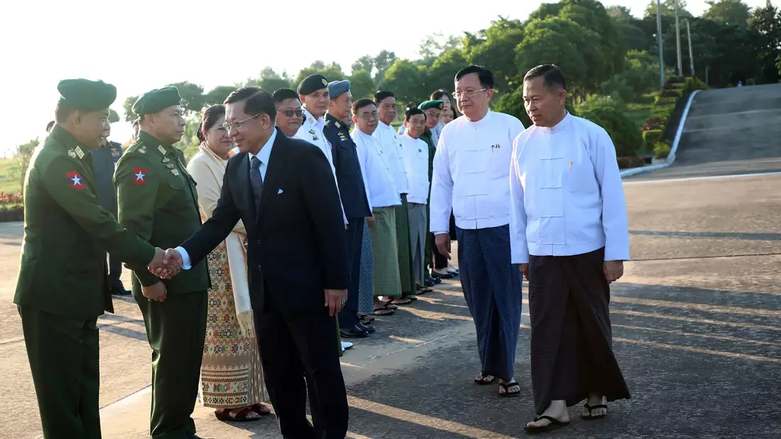 General Min Aung Hlaing regiert Myanmar mit eiserner Hand. (Archivbild) - Bild: -/The Myanmar Military True News Information Team via AP/dpa