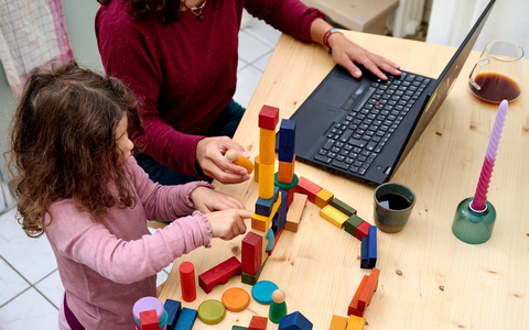 Chancen und Herausforderungen: Mütter mit Zuwanderungsgeschichte im Fokus - Foto: presseportal.de
