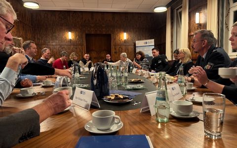 POL-RE: Recklinghausen: Gemeinsam(e) Grundwerte verteidigen - Foto: presseportal.de