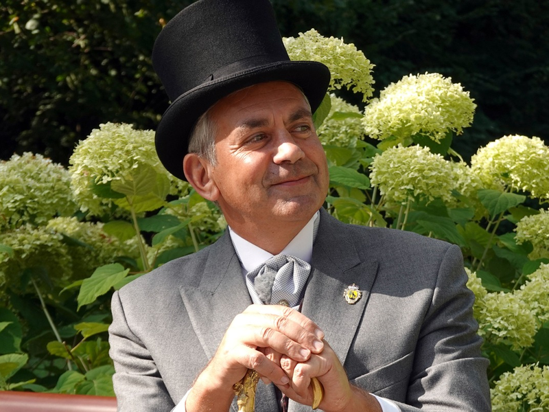 Kaminer inside: Brauchtum: Zum 3sat-Jubiläum begibt sich Wladimir Kaminer auf eine amüsante Reise in die 3sat-Länder - Foto: presseportal.de