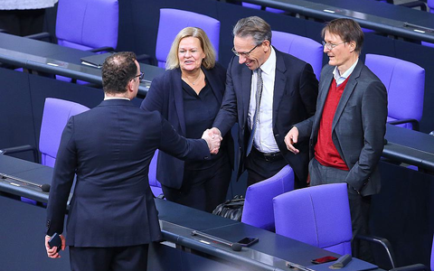 Spahn und SPD-Minister (Archiv) - Foto: über dts Nachrichtenagentur