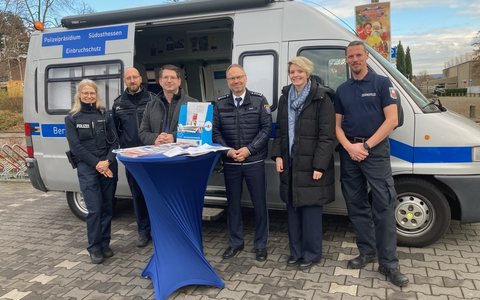 POL-OF: Beratungsmobil im Einsatz: Rund 50 Bürgergespräche - Foto: presseportal.de