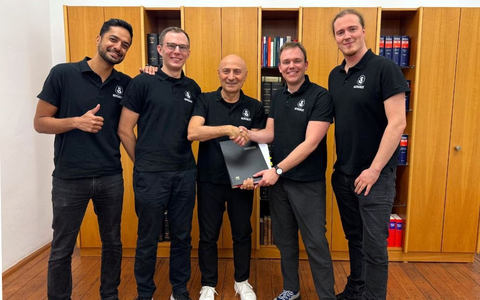 Innovatives Tech-Start-up Semanux wird Teil der alfa-Unternehmensgruppe / Erweiterung des barrierefreien Angebots von alfatraining, alfaview und EML durch intelligente Softwarelösungen von Semanux - Foto: presseportal.de