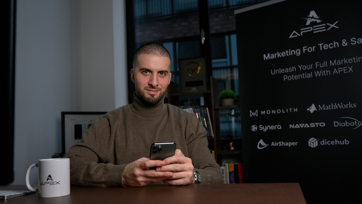 Jousef Murad von APEX Consulting: Wie Paid Ads im B2B-Bereich zu einer konsistenten Gewinnung von hochpreisigen Kunden führen - Foto: presseportal.de