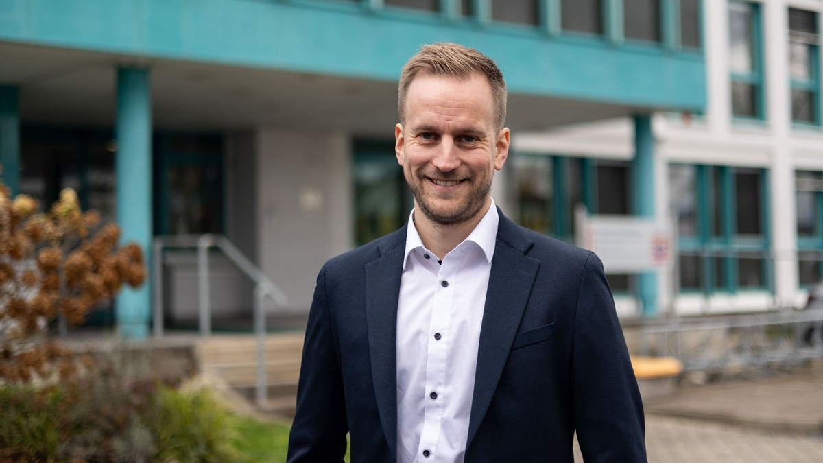 POL-OH: Generationswechsel an der Spitze der RKI Nach über 40 Jahren ist Schluss - Höfer neues Gesicht der Kriminalpolizei - Foto: presseportal.de