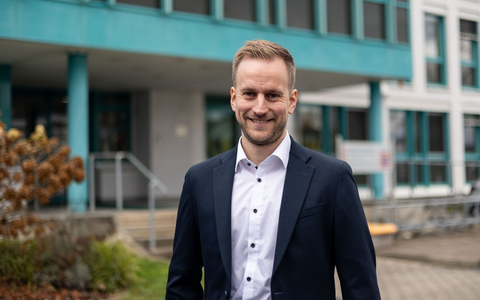 POL-OH: Generationswechsel an der Spitze der RKI Nach über 40 Jahren ist Schluss - Höfer neues Gesicht der Kriminalpolizei - Foto: presseportal.de