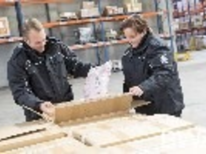 HZA-OS: Weihnachten und Black Friday: Wichtige Hinweise des Zolls zu Bestellungen und Geschenken aus dem Ausland - Foto: presseportal.de