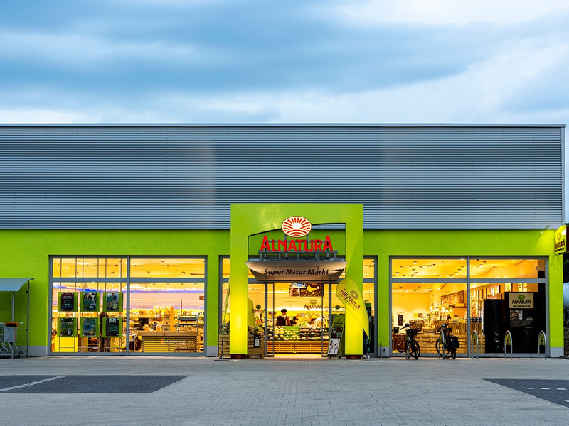 Alnatura mit Umsatzplus im Jubiläumsjahr / Top bei Kundenzufriedenheit / Alnatura setzt neuen Standard beim Tierwohl - Foto: presseportal.de