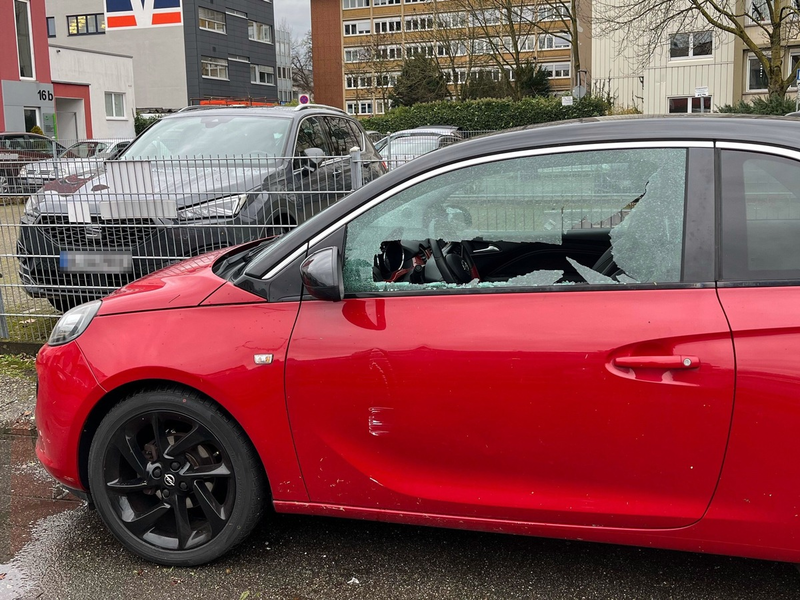 POL-RBK: Bergisch Gladbach - Verkehrskommissariat sucht Zeugen nach Unfallflucht in der Innenstadt - Foto: presseportal.de