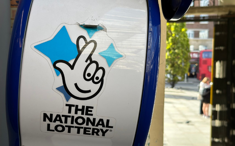 177 Millionen Pfund bedeuten den drittgrößten Jackpot der britischen Lotto-Geschichte. (Archivbild) - Foto: Benedikt von Imhoff/dpa