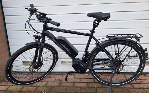 POL-OS: Georgsmarienhütte: Wem gehören diese Pedelecs? Polizei sucht Eigentümer - Foto: presseportal.de