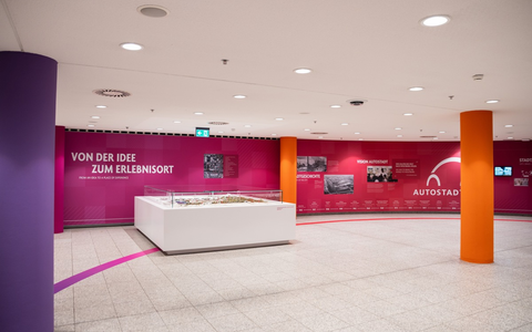 Von der Idee zum Erlebnisort: Chronologie zeigt Highlights aus fast 25 Jahren Autostadt - Foto: presseportal.de Von der Idee zum Erlebnisort: Chronologie zeigt Highlights aus fast 25 Jahren Autostadt - Foto: presseportal.de