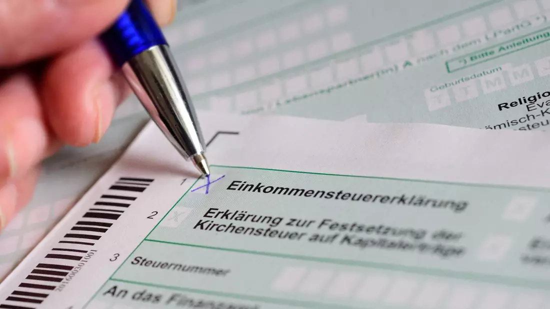 Eine steuerliche Entlastung kommt rückwirkend. (Archivbild) - Bild: Hans-Jürgen Wiedl/ZB/dpa