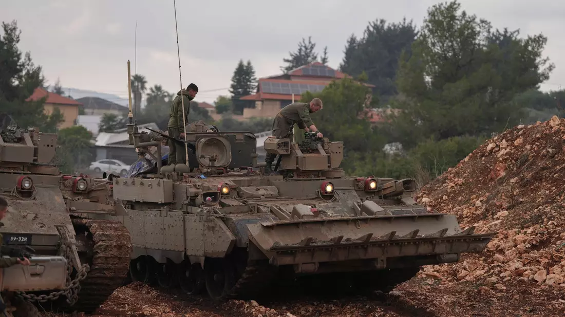 Israels Armee ist nach eigenen Angaben weiterhin im Süden des Nachbarlandes im Einsatz.  - Bild: Ohad Zwigenberg/AP