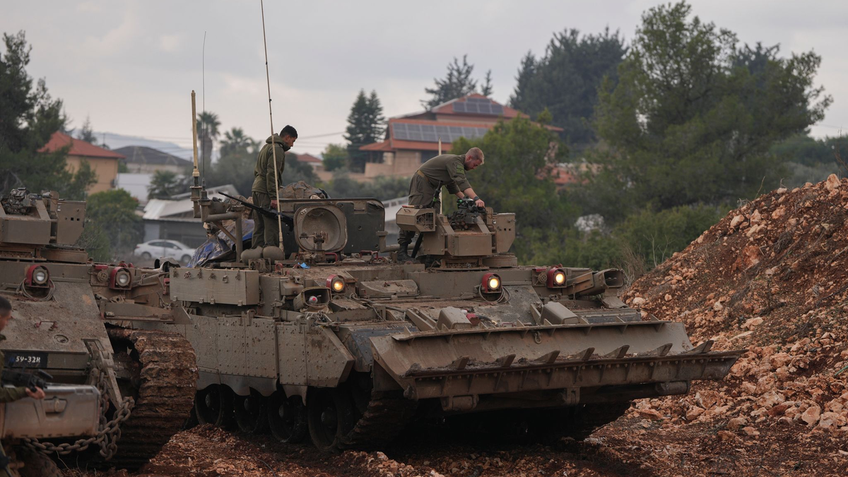 Protest streng religiöser Juden gegen die Wehrpflicht. - Foto: Ohad Zwigenberg/AP