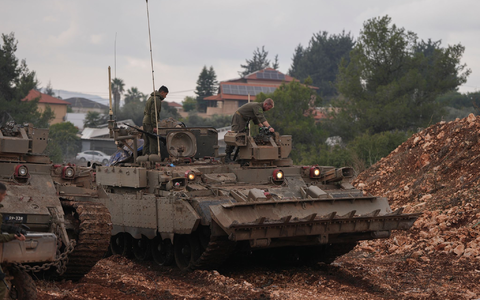 Protest streng religiöser Juden gegen die Wehrpflicht. - Foto: Ohad Zwigenberg/AP
