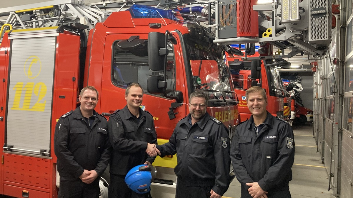 FW Tönisvorst: Weiterbildung zur Führungskraft - Timm Tüffers ist neuer Gruppenführer bei der Feuerwehr Tönisvorst - Foto: presseportal.de