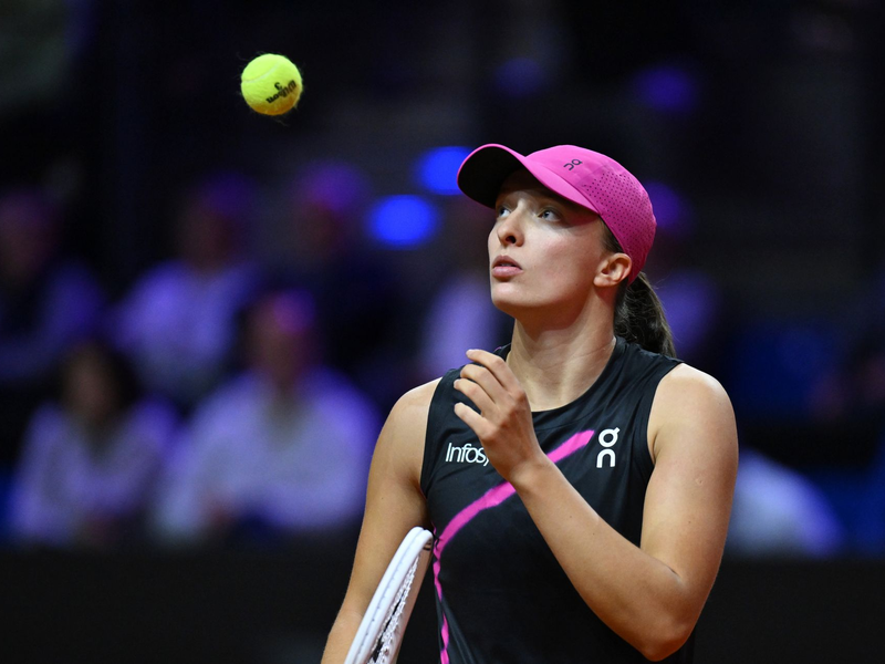 Wurde für einen Monat wegen eines positiven Dopingtests gesperrt: Iga Swiatek - Foto: Marijan Murat/dpa