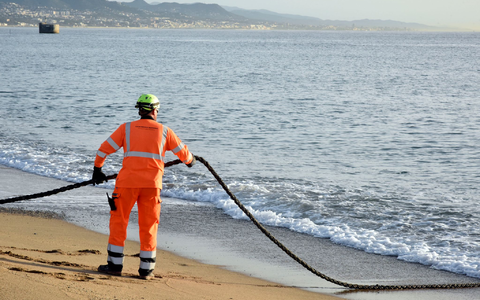 Jedes Jahr gibt es 150 bis 200 Schäden an Unterseekabeln (Archivbild) - Foto: David Oller/EUROPA PRESS/dpa