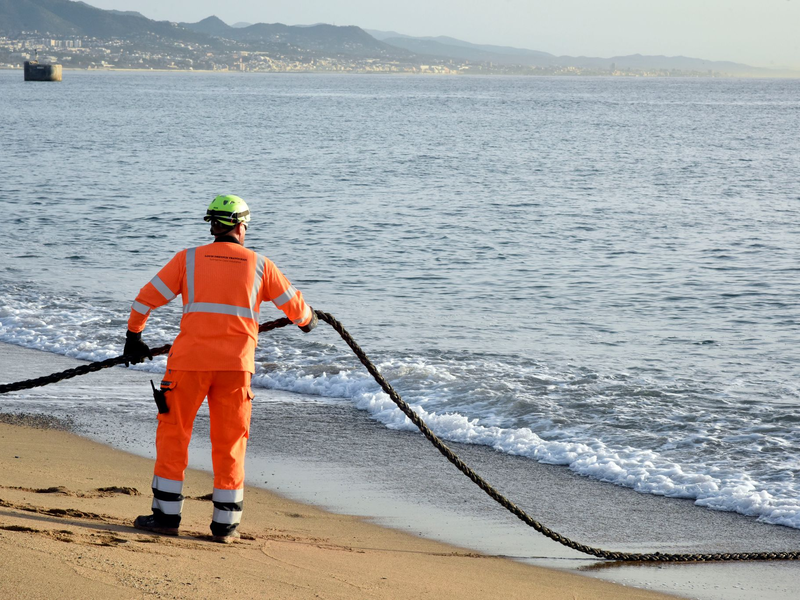 Jedes Jahr gibt es 150 bis 200 Schäden an Unterseekabeln (Archivbild) - Foto: David Oller/EUROPA PRESS/dpa