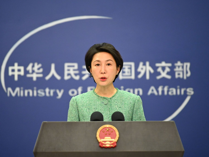 China bestätigte Stunden nach US-Präsident Donald die Handelsgespräche in London. (Symbolbild) - Foto: Johannes Neudecker/dpa