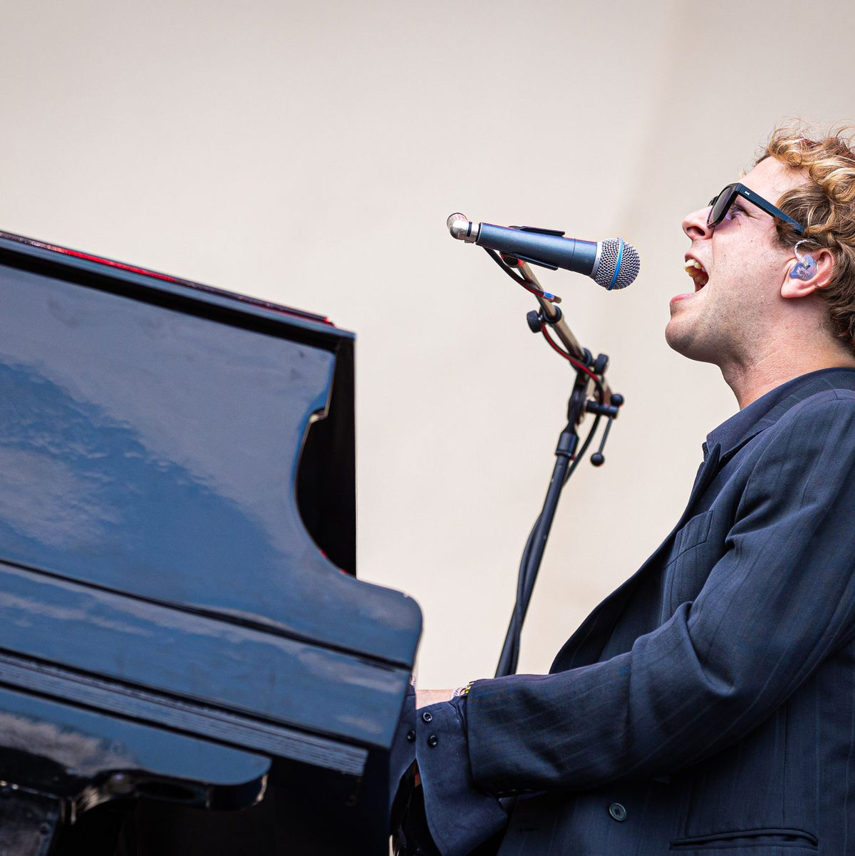 Der britische Singer-Songwriter Tom Odell beim Hurricane Festival. (Archivfoto)  - Foto: Moritz Frankenberg/dpa