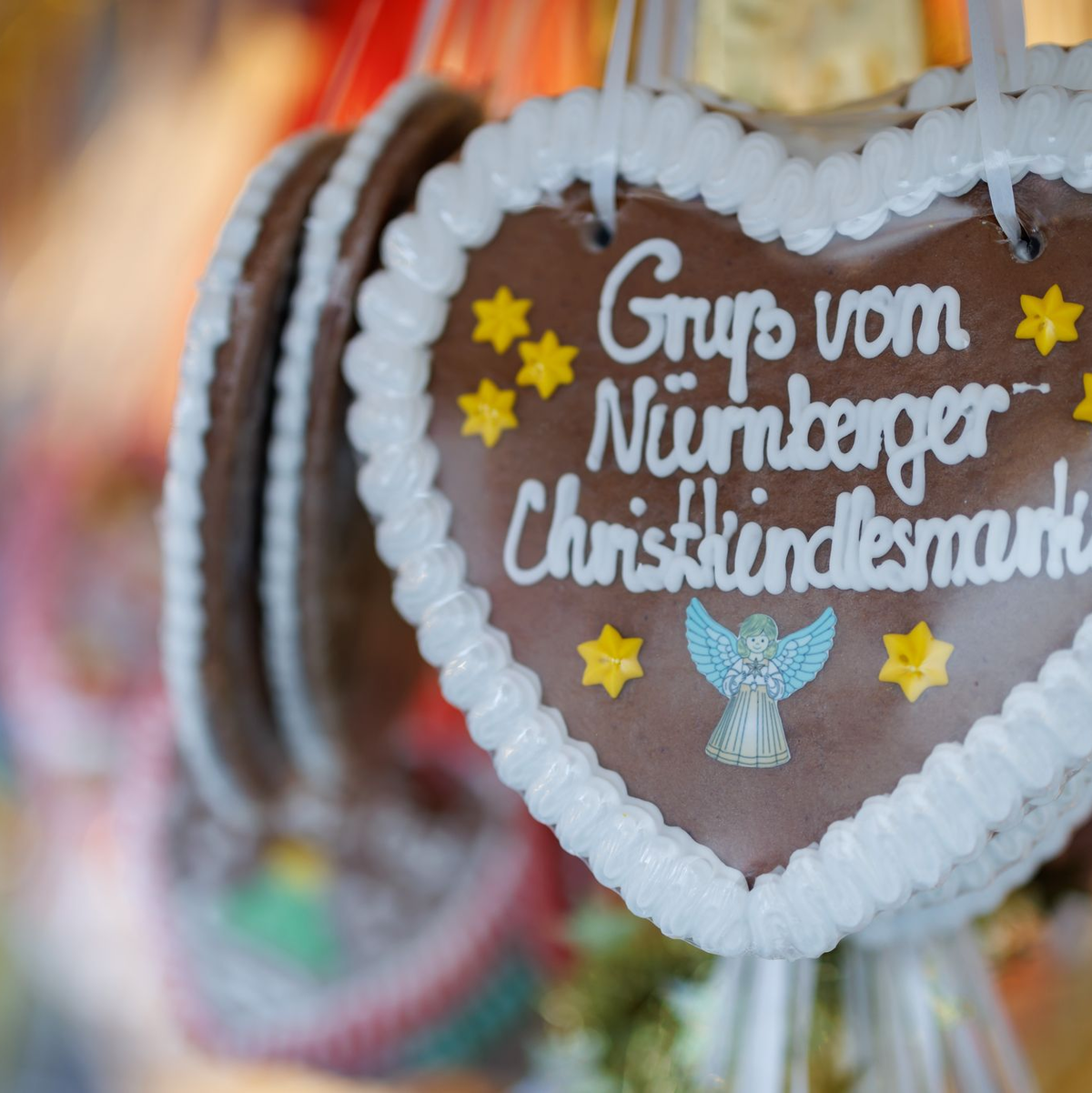 Der Nürnberger Christkindlesmarkt 2024 ist eröffnet. - Foto: Daniel Karmann/dpa