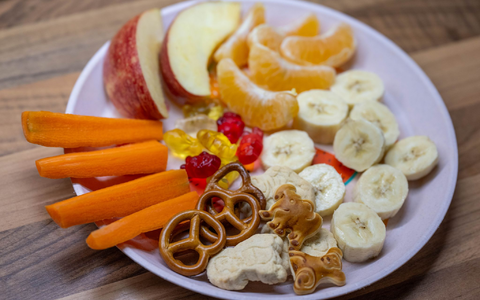 Die klassische Mahlzeiten kommt bei - Foto: Hendrik Schmidt/dpa