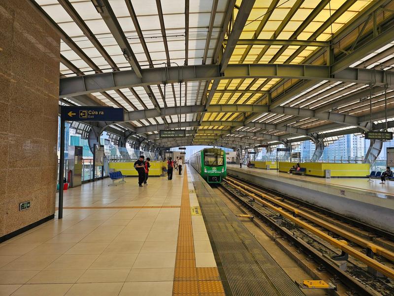 Für Touristen wird die geplante Hochgeschwindigkeitsstrecke eine echte Alternative zum Flug sein. - Foto: Bac Pham/dpa