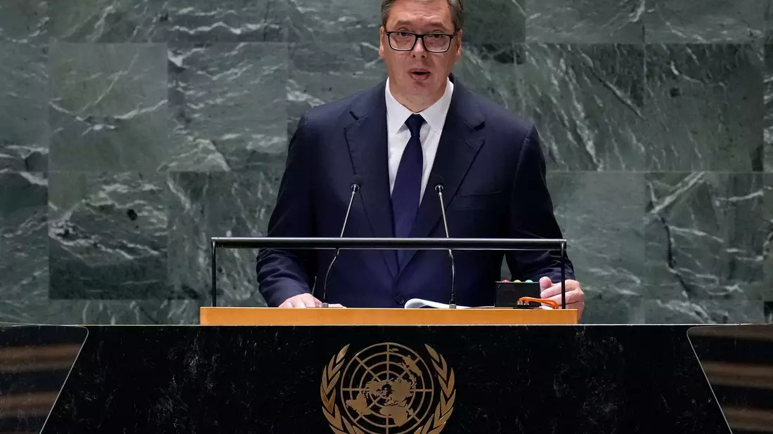 Kosovo macht Serbien für eine Explosion an einem Wasserkanal verantwortlich. Serbiens Staatspräsident Aleksandar Vucic weist dies zurück. (Archivbild) - Bild: Richard Drew/AP/dpa