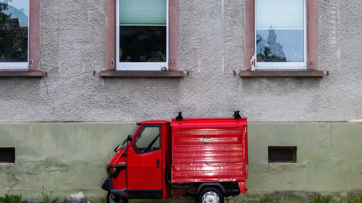 Nach mehr als einem Dreivierteljahrhundert läuft in Italien demnächst die letzte Ape vom Band. (Foto: Archiv) - Foto: Philipp von Ditfurth/dpa