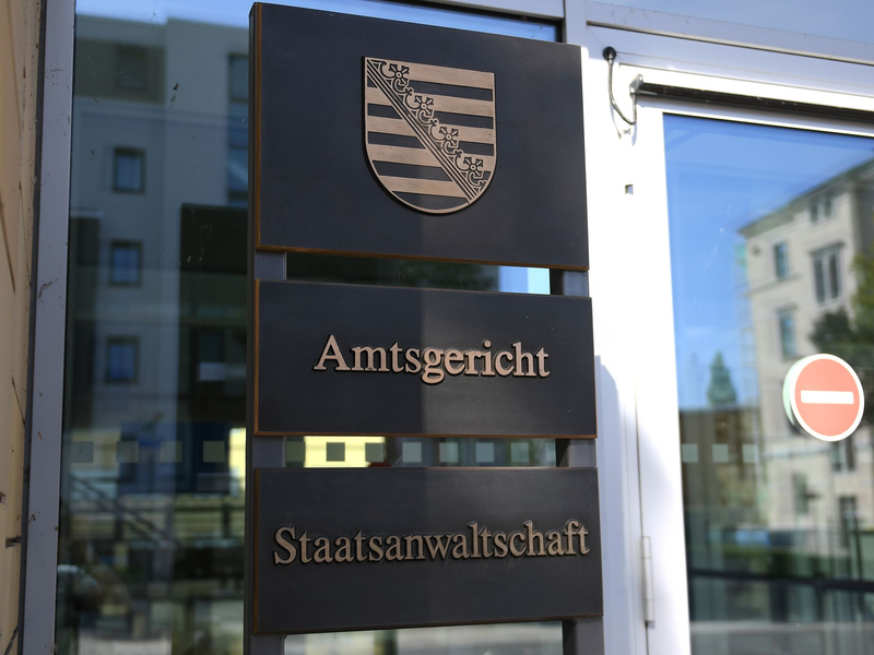 Der Diebstahl von Affendame Ruma aus dem Leipziger Zoo wird am Donnerstag am Amtsgericht Chemnitz verhandelt (Symbolfoto) - Foto: Hendrik Schmidt/dpa-Zentralbild/dpa