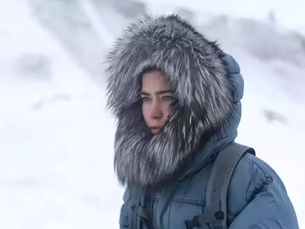 Filippa Coster-Waldau, Elyas M'Barek und Henry Lloyd-Hughes in SMILLAS GESPÜR FÜR SCHNEE / Erste Fotos der internationalen Serienproduktion veröffentlicht - Foto: presseportal.de