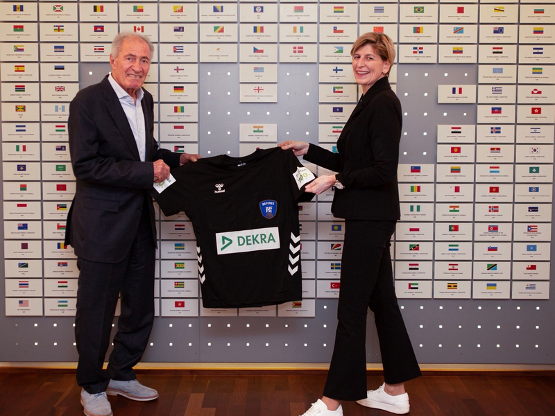 DEKRA ist Offizieller Schiedsrichter-Partner bei den kommenden Handball-Weltmeisterschaften- Frauen- und Männerturniere bis mindestens 2027 - Foto: presseportal.de