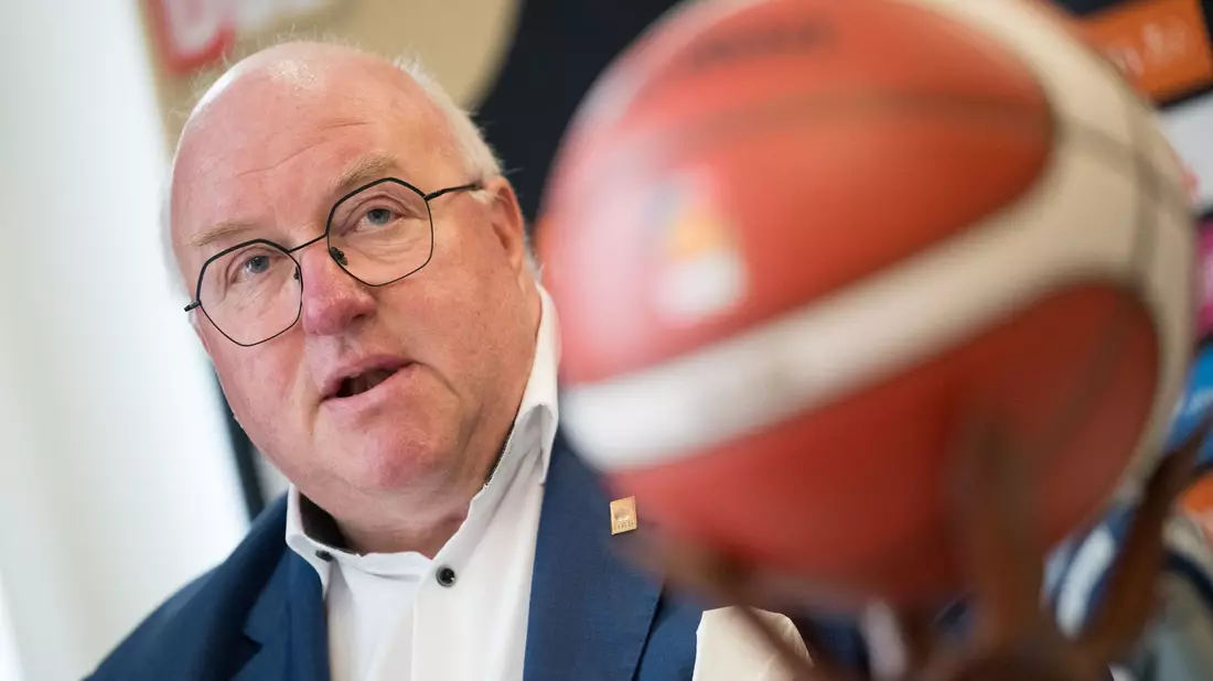 Basketball-Präsident Ingo Weiss würde das Potenzialanalysesystem (Potas) für den deutschen Sport am liebsten abschaffen.  - Bild: Sebastian Gollnow/dpa