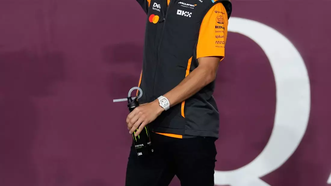 Lando Norris musste in Katar die nächste Enttäuschung verkraften. - Bild: Altaf Qadri/AP/dpa