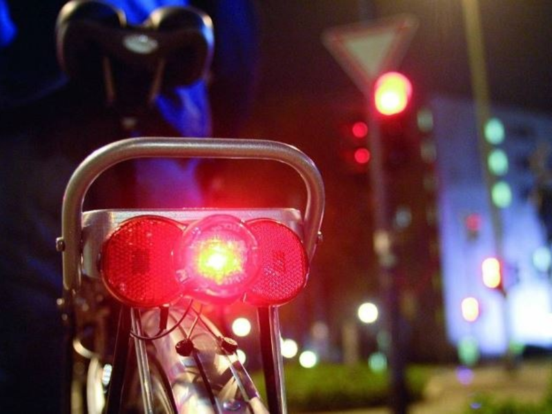 POL-PDLD: Schulwegüberwachung der Polizei Landau - Schwerpunktkontrolle Verkehrssicherheit Fahrräder / Beleuchtung - Foto: presseportal.de