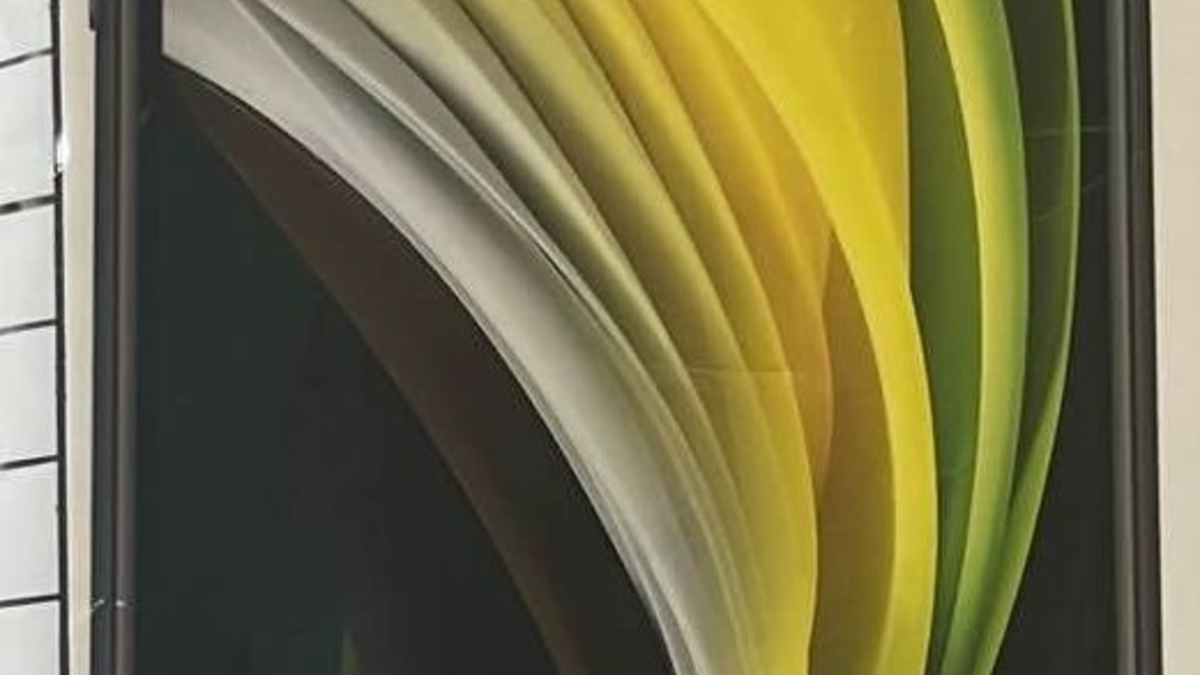 POL-ROW: ++ Brennender BMW kollidiert auf der A1 mit Sattelzug - hoher Sachschaden ++ Verpacktes iPhone nach Einbrüchen gefunden - Eigentümer gesucht ++ - Foto: presseportal.de