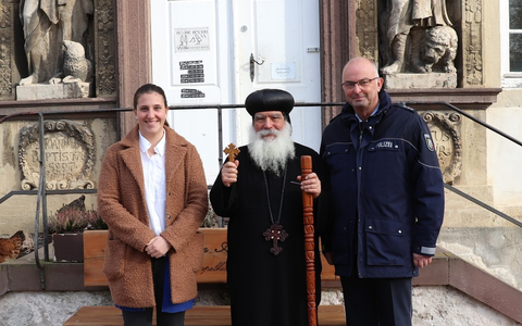 POL-HX: Vertrauen schaffen über Religionen und Kulturen hinweg / Klaus Geiser ist der Kontaktbeamte für interkulturelle und -religiöse Angelegenheiten der Polizei im Kreis Höxter - Foto: presseportal.de