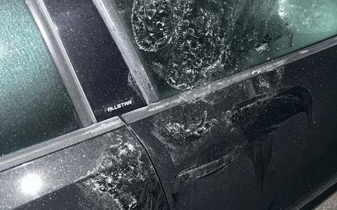 POL-HRO: Polizei sucht Zeugen: Mann beschädigt 20 Fahrzeuge in Boizenburg - Foto: presseportal.de