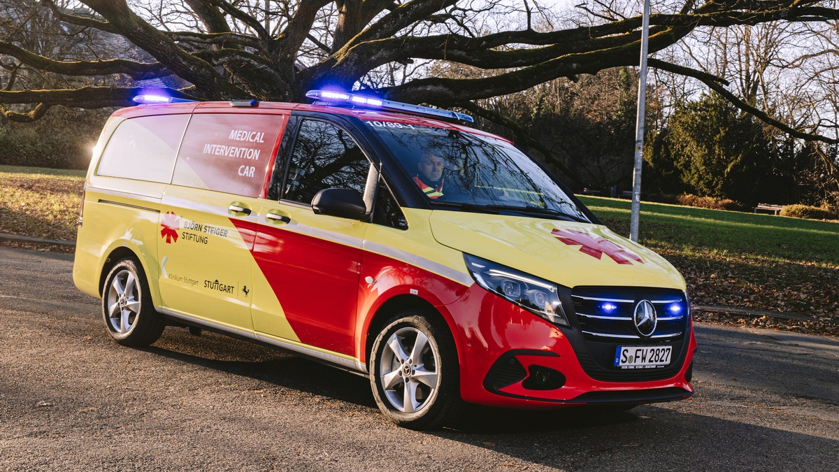 Klinikum Stuttgart erhält Medical Intervention Car (MIC) von der Björn Steiger Stiftung - Foto: presseportal.de