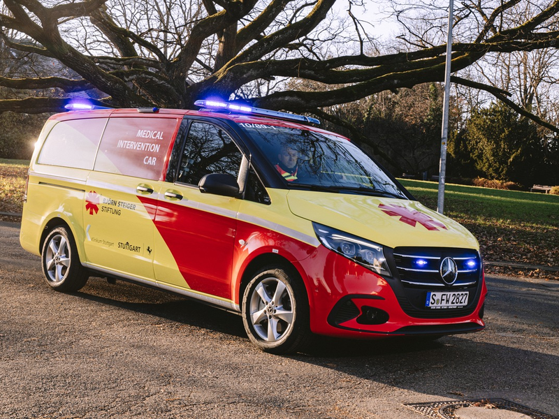 Klinikum Stuttgart erhält Medical Intervention Car (MIC) von der Björn Steiger Stiftung - Foto: presseportal.de