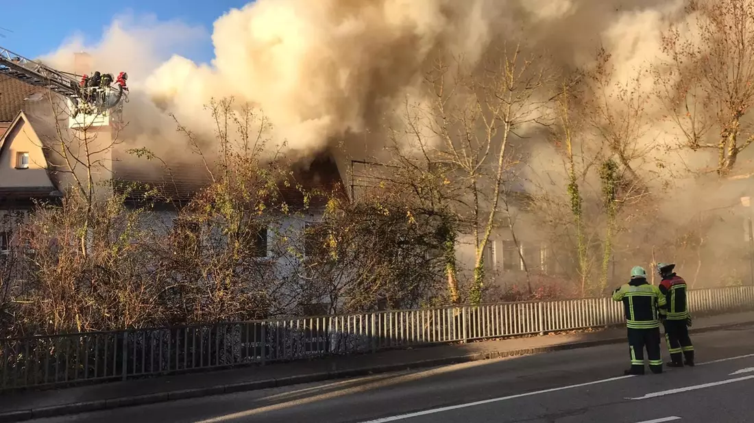 LRA-Ravensburg: Großbrand in der Innenstadt von Weingarten - Bild: presseportal.de