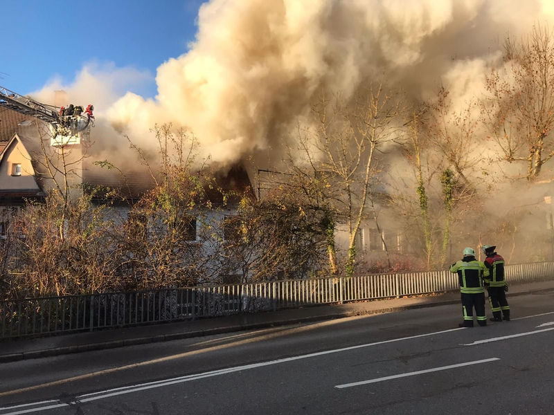 LRA-Ravensburg: Großbrand in der Innenstadt von Weingarten - Foto: presseportal.de