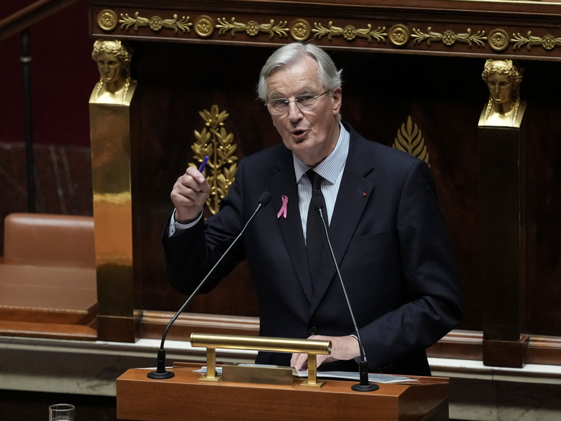 Im Haushaltsstreit nutzt er einen umstrittenen Verfassungsartikel (Archivbild). - Foto: Thibault Camus/AP/dpa